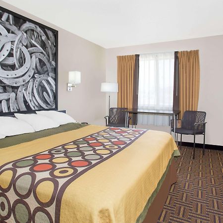 מלון Super 8 By Wyndham Bloomfield מראה חיצוני תמונה